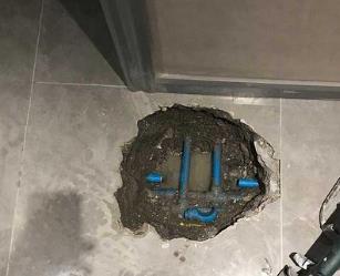 东昌府阳台漏水维修公司分享下暖气管道漏水的原因有哪些